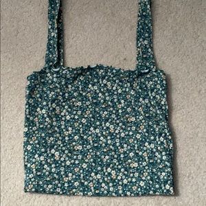 American Eagle outfitters tank top💚🌼